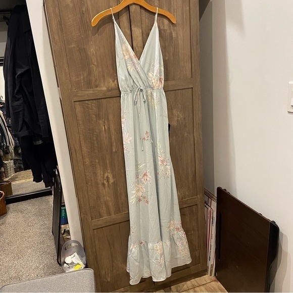 NWT Lulus Endless Vacay Surplice Maxi Dress Large - Picture 5 of 15